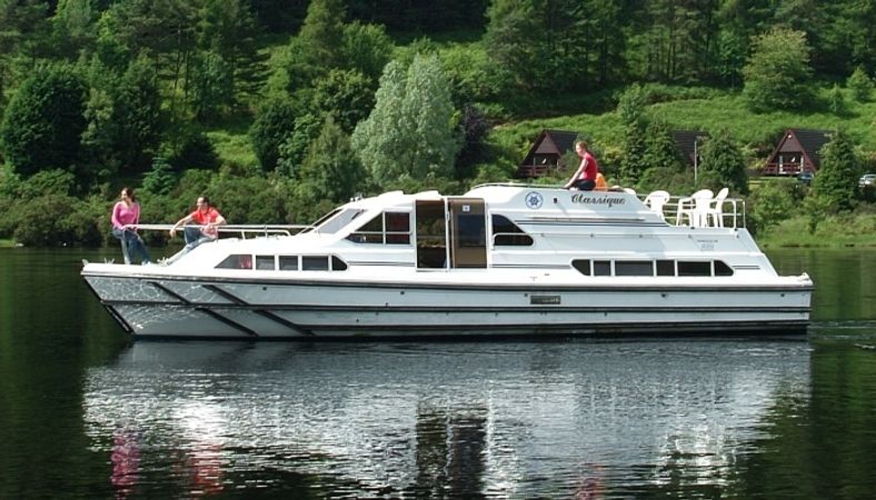 Le Boat Classique | BF Jabel