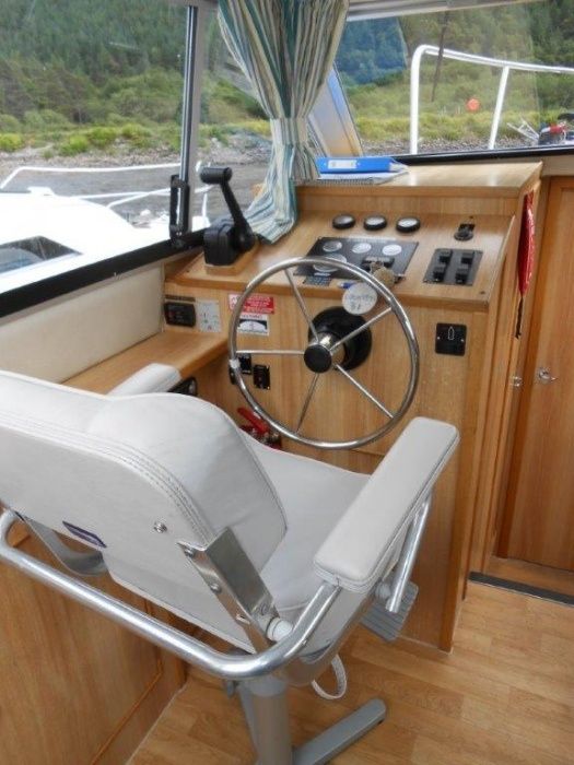 Le Boat Countess | Budget 16