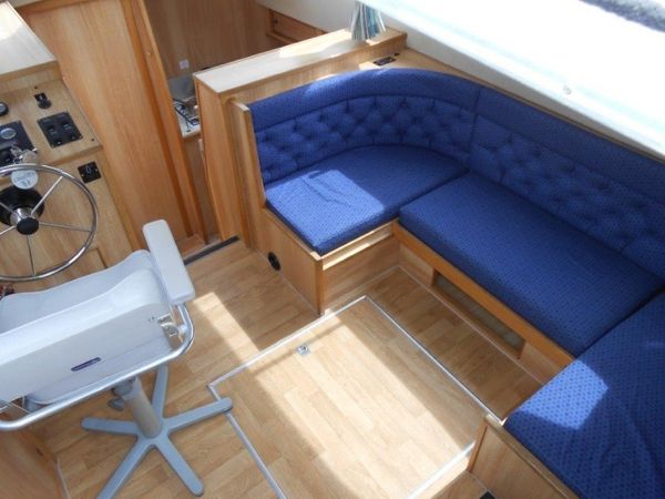 Le Boat Countess | Budget 16
