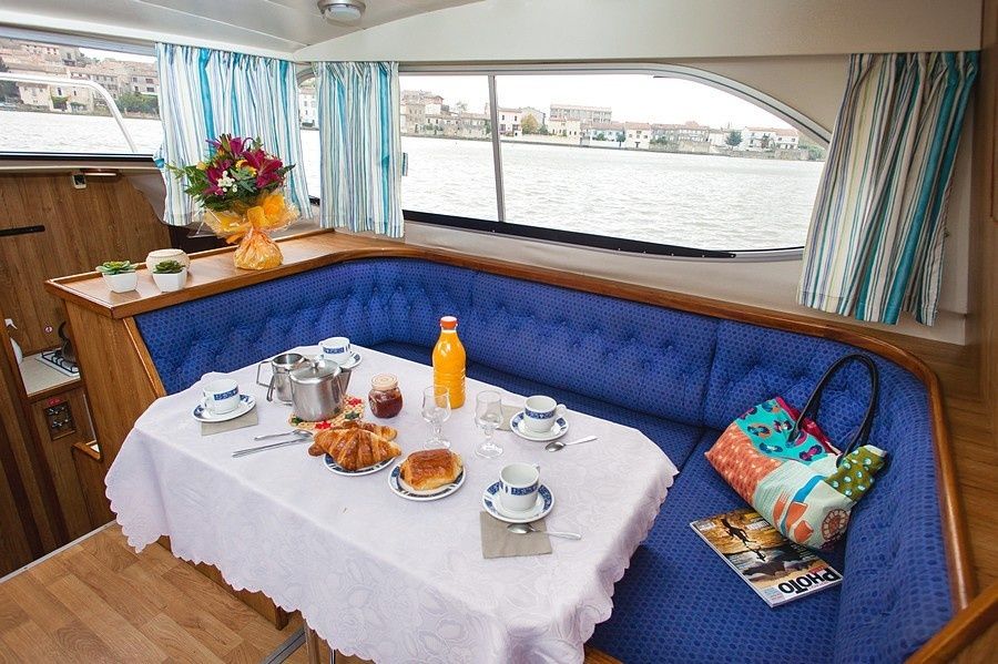 Le Boat Countess | Budget 2