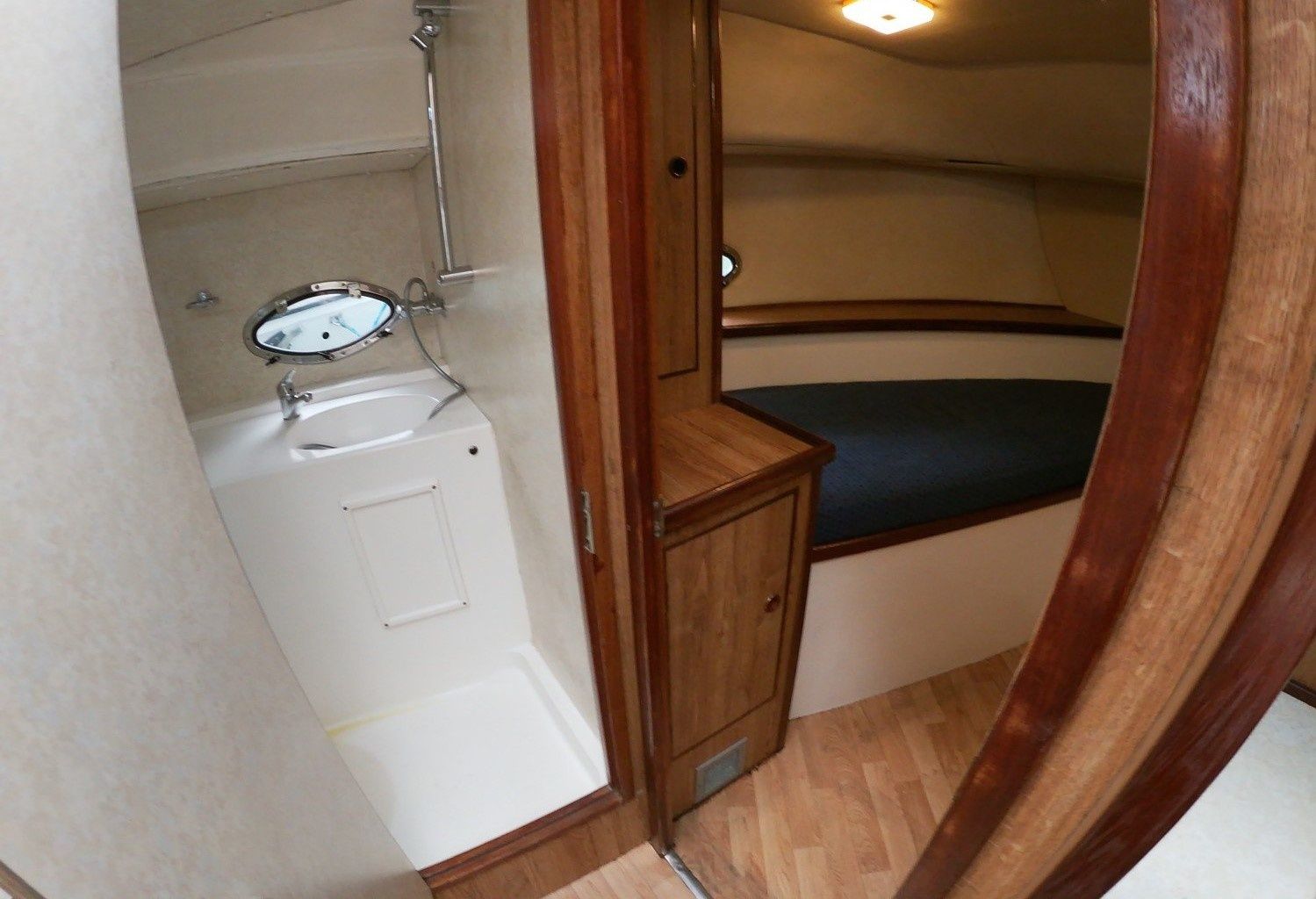 Le Boat Countess | Budget 3