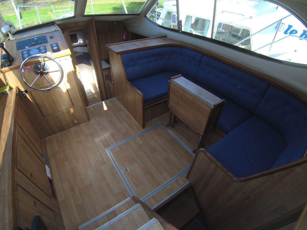 Le Boat Countess | Budget 11