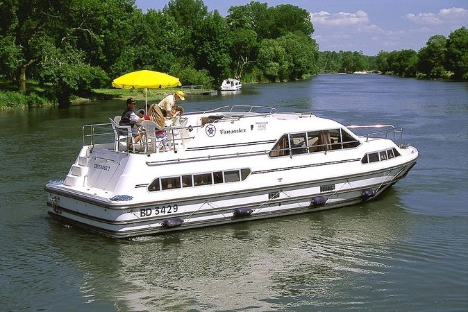 Le Boat Crusader | Budget 2