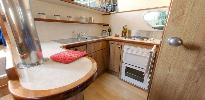 Le Boat Royal Classique | Comfort 9