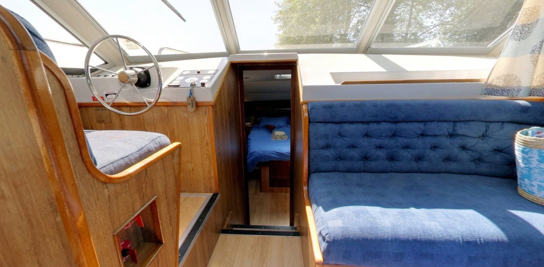 Le Boat Royal Classique | Comfort 9