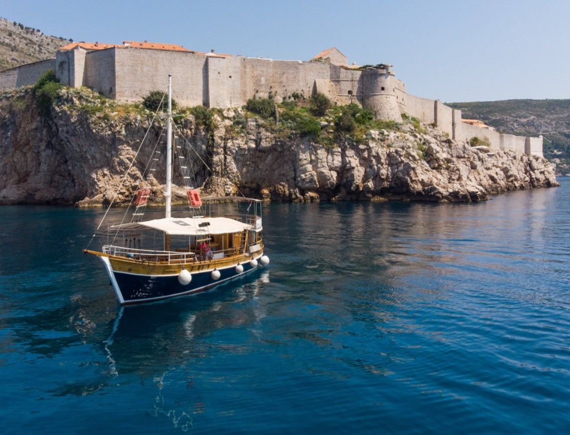 Custom Built 68 | Vedrana