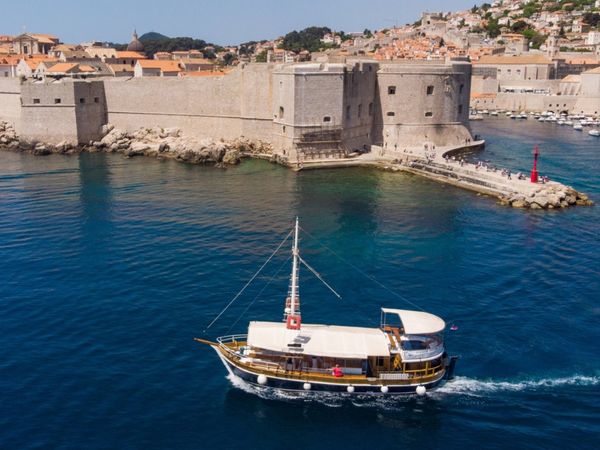 Custom Built 68 | Vedrana