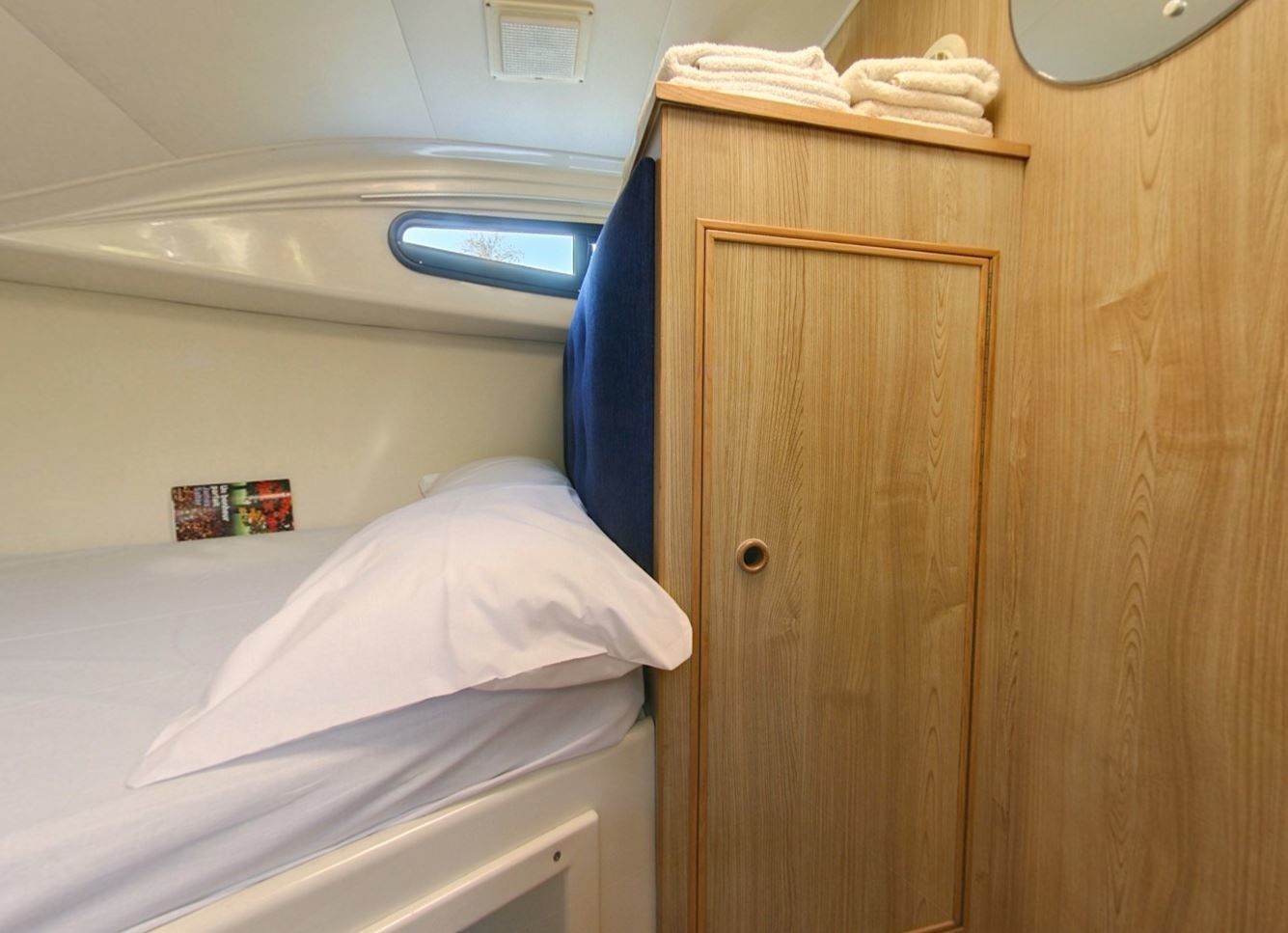 Le Boat Elegance | Comfort 23
