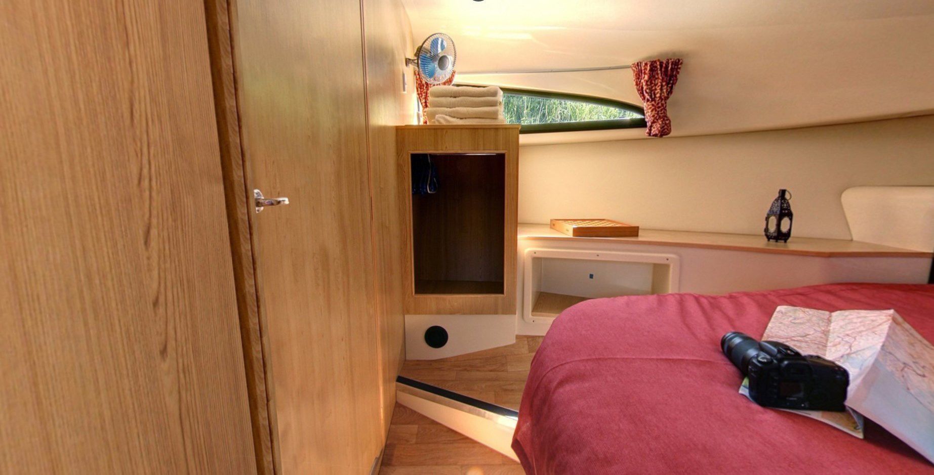 Le Boat Royal Mystique B | Comfort Plus 8