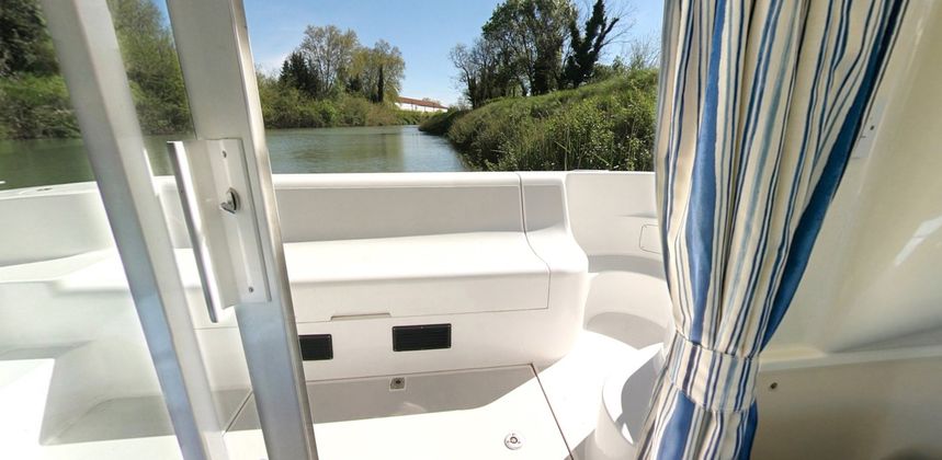 Le Boat Elegance | Comfort 18