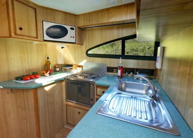 Le Boat Elegance | CF Laggan 1