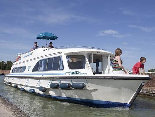 Le Boat Salsa B | Comfort 6