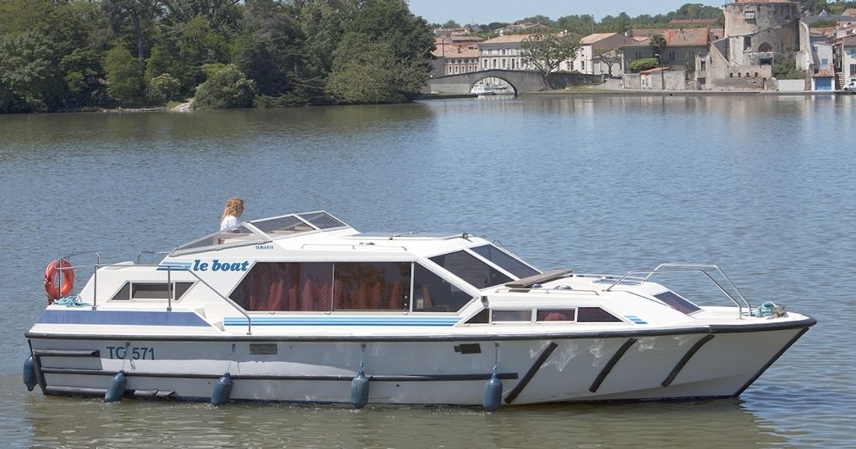 blæse hul Pompeji Opiate Houseboat Le Boat Lake Star BF Portumna for rent - Ireland | Boataround