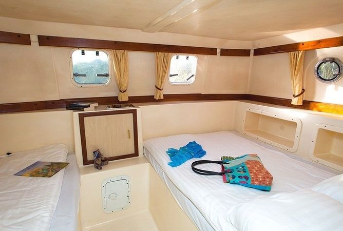 Le Boat Sheba | Budget 15