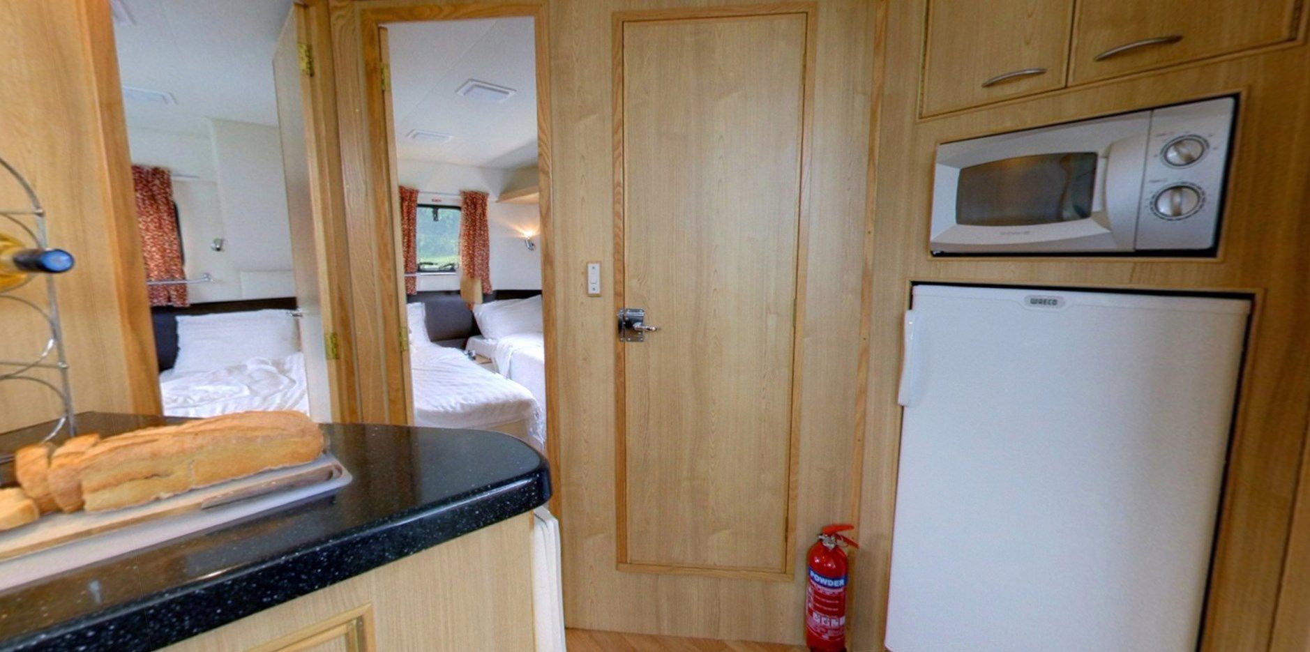Le Boat Mystique | Comfort Plus 18
