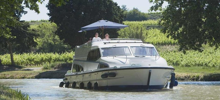 Le Boat Mystique | CPF Douelle