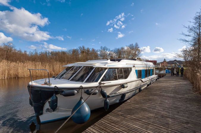 Le Boat Vision 4 | CPF Fontenoy 1