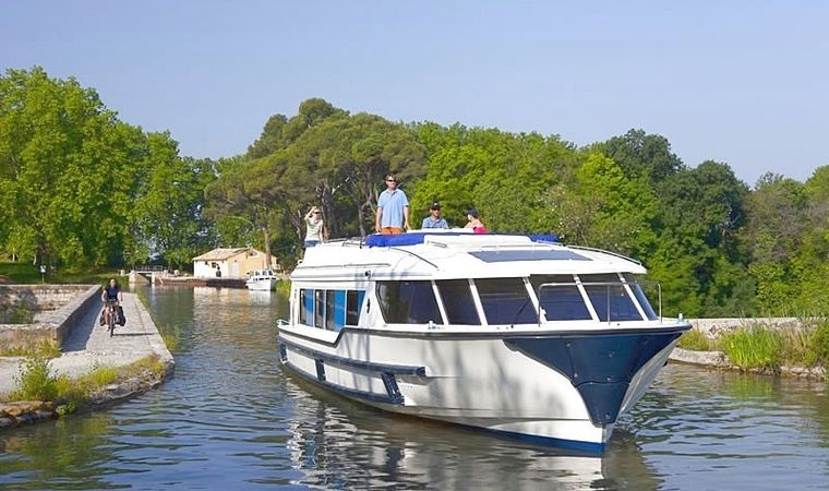 Le Boat Vision 4 | CPF Douelle