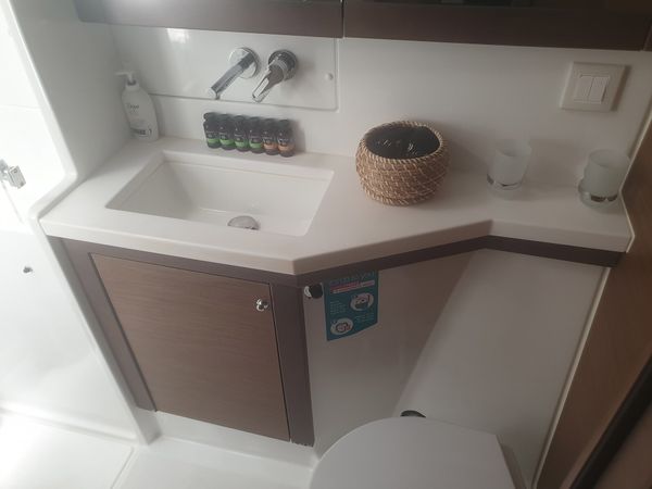 Lagoon 450 F | Madicon