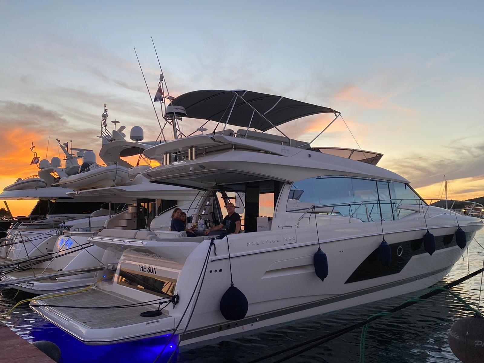 Prestige 590 | The Sun