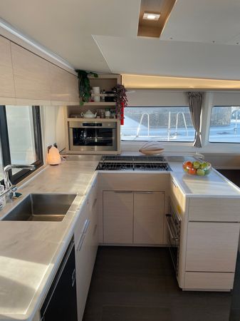 Lagoon 46 | Sail Away