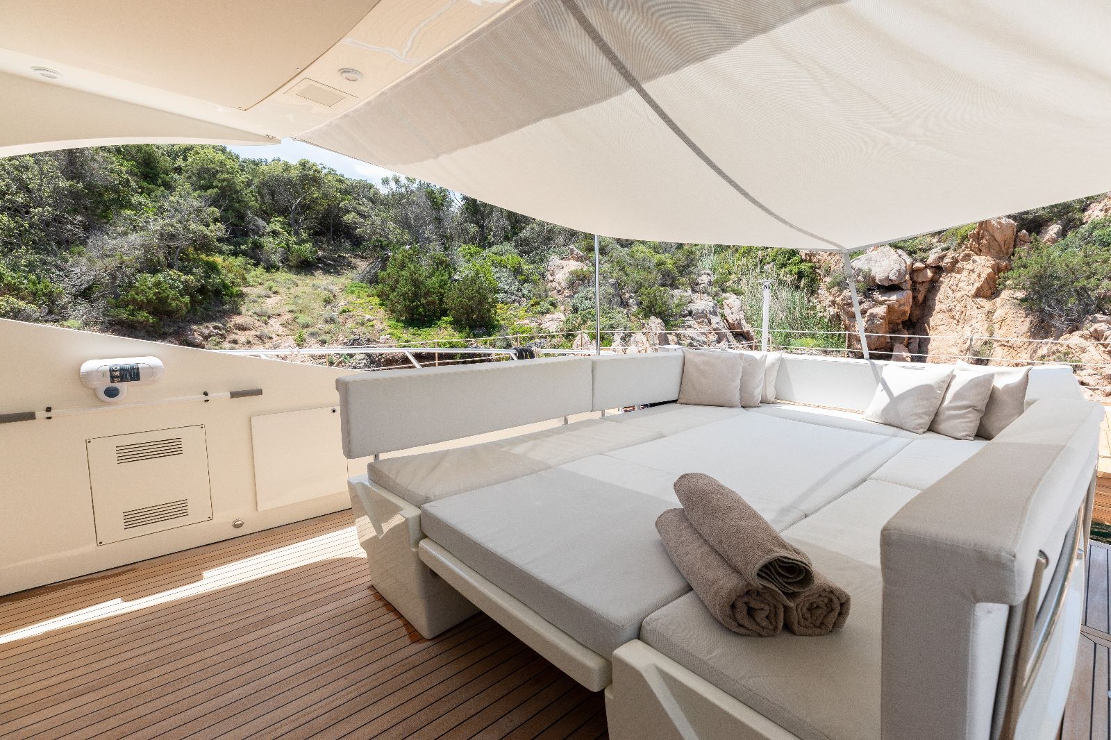 Jaguar 76 | Yacht Mind