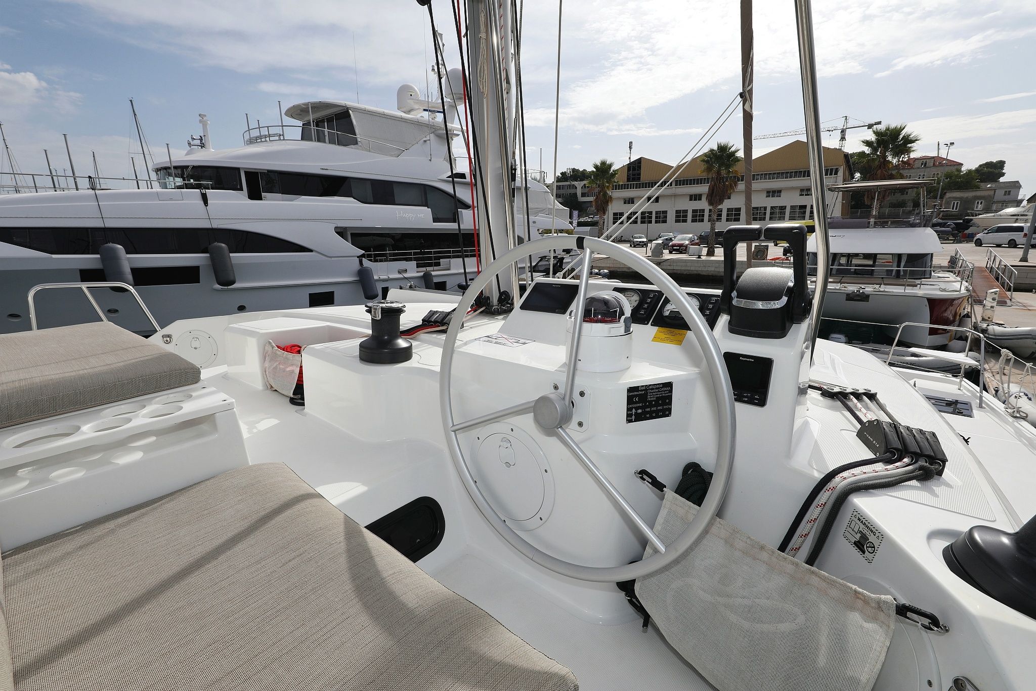 Bali Catspace | Queen Bee