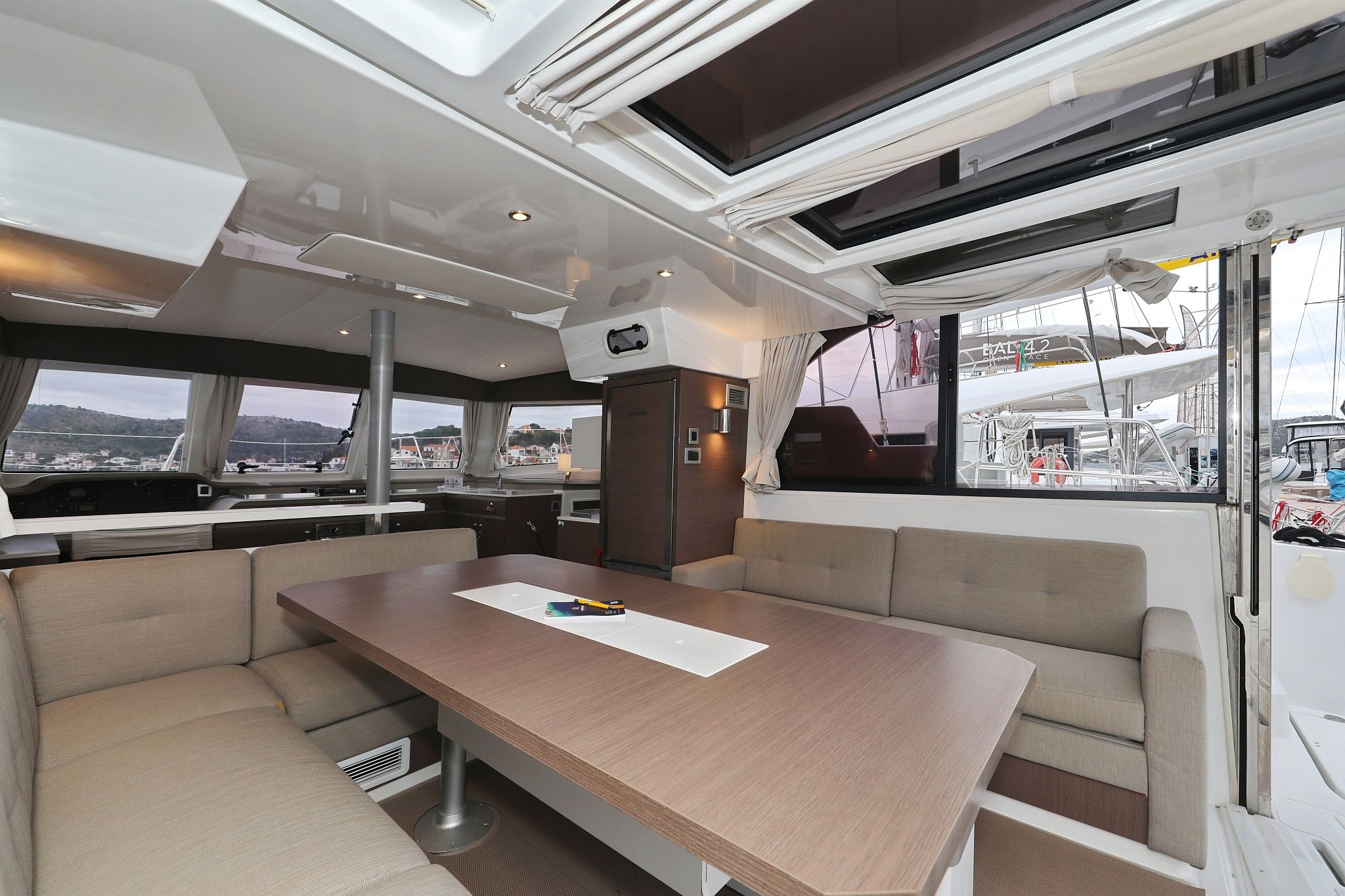 Bali Catspace | Queen Bee