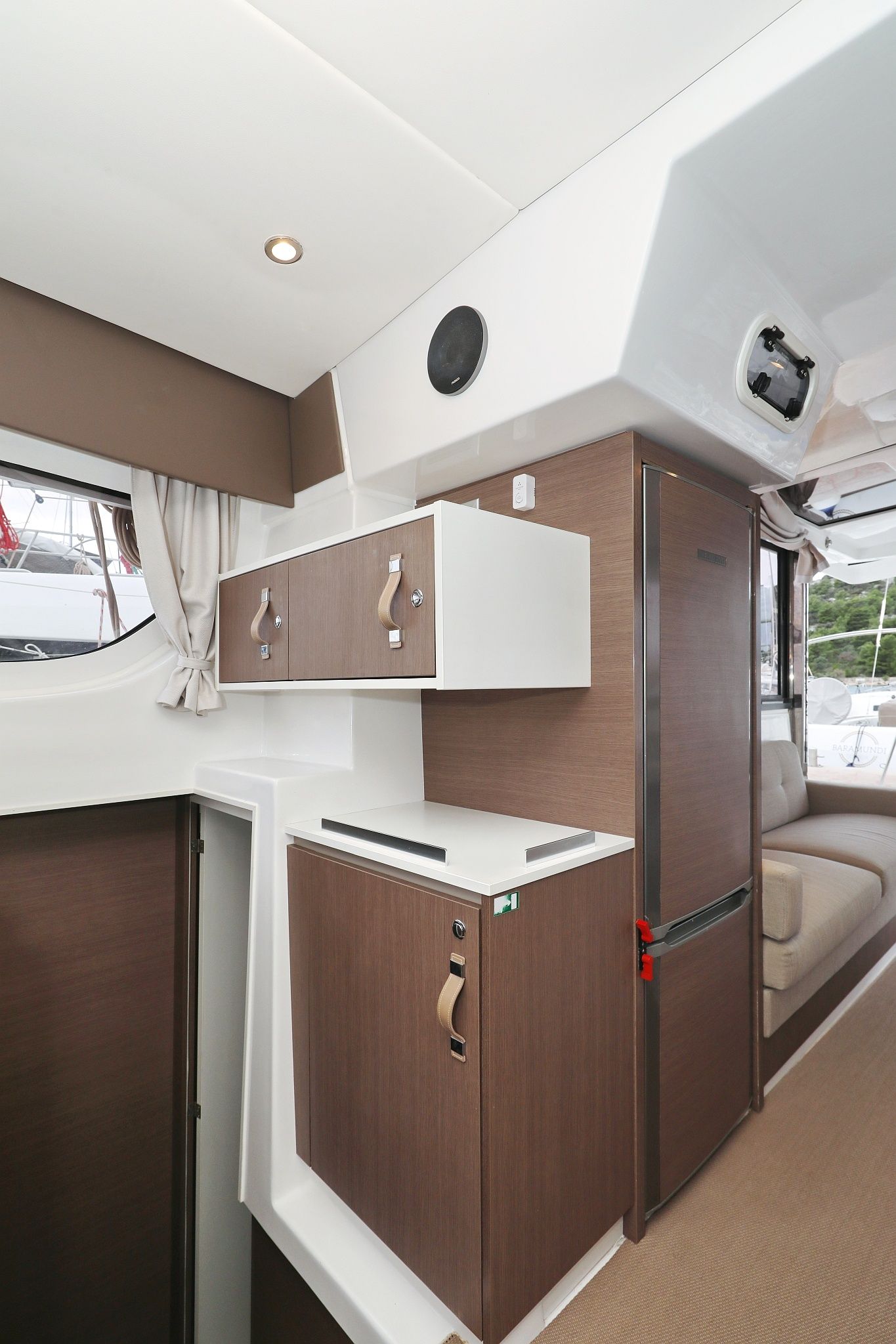 Bali Catspace | Queen Bee