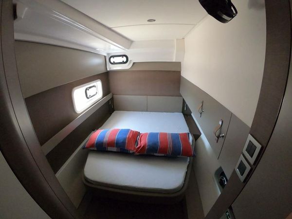 Bali Catspace | Queen Bee