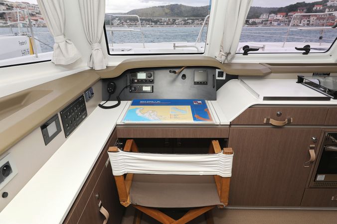 Bali Catspace | Queen Bee