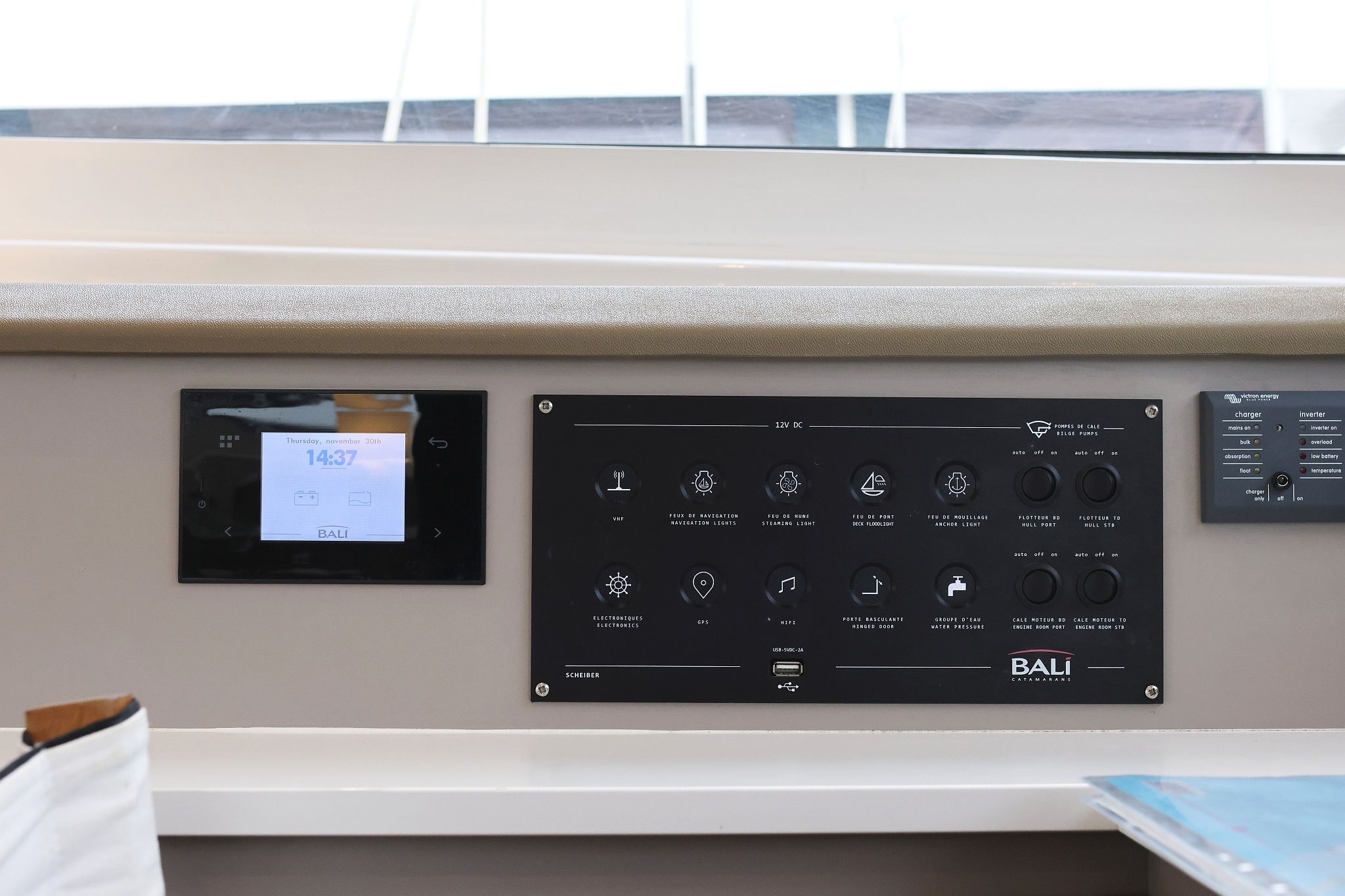 Bali Catspace | Queen Bee