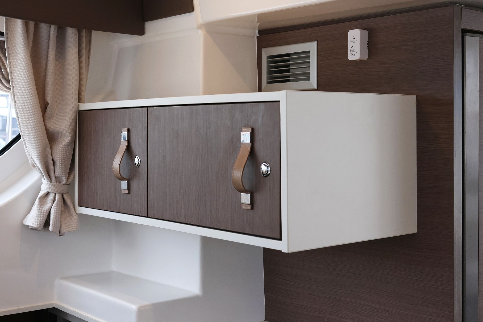 Bali Catspace | Queen Bee