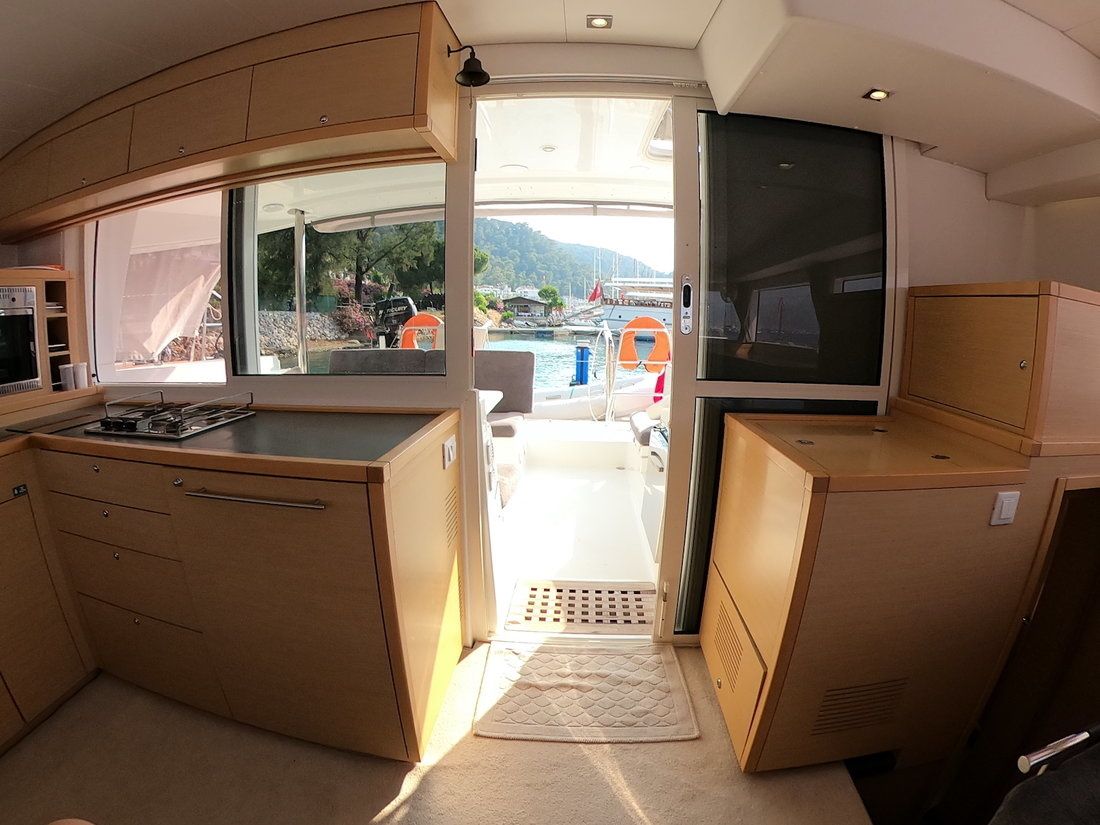 Lagoon 400 S2 | Suncity 2