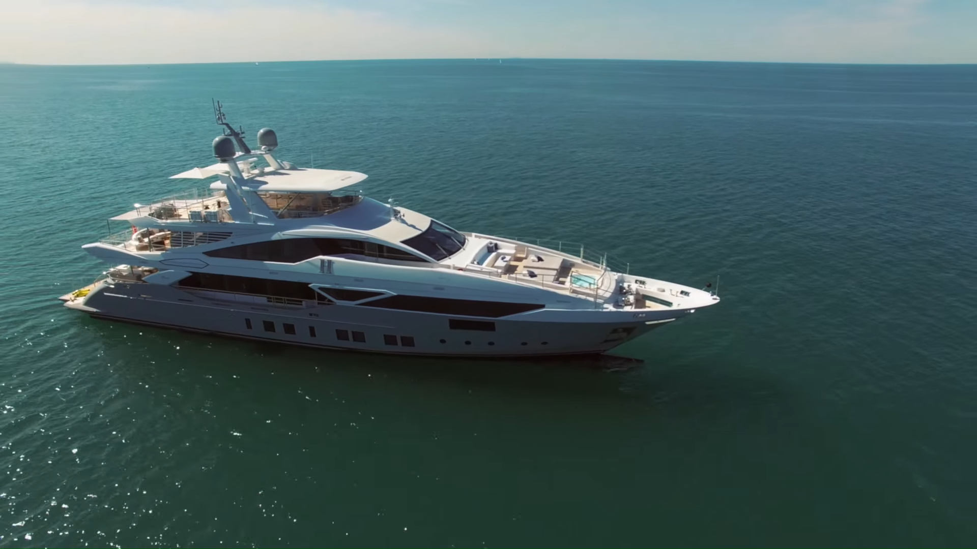 Benetti fast 125