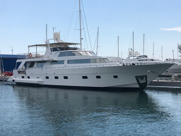 Heesen 83 | Aqua Virgin