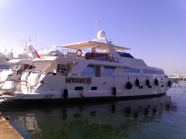 Heesen 83 | Aqua Virgin