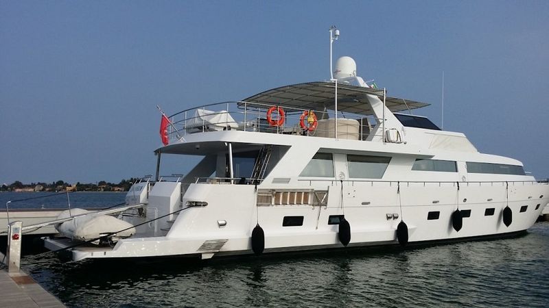 Heesen 83 | Aqua Virgin