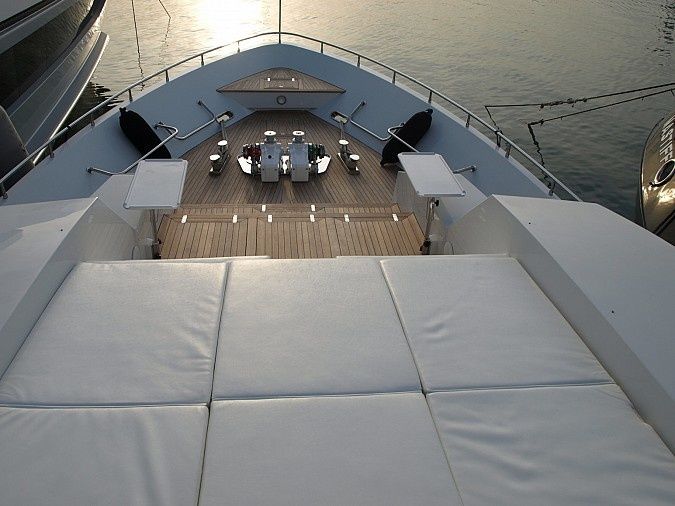 Heesen 83 | Aqua Virgin