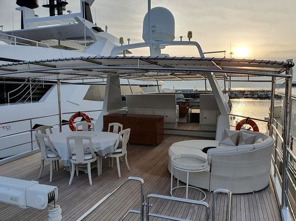 Heesen 83 | Aqua Virgin