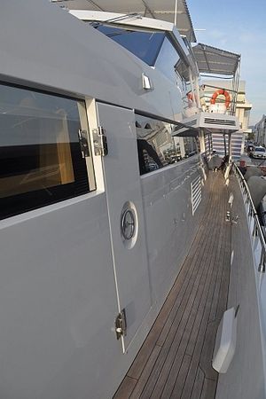 Heesen 83 | Aqua Virgin