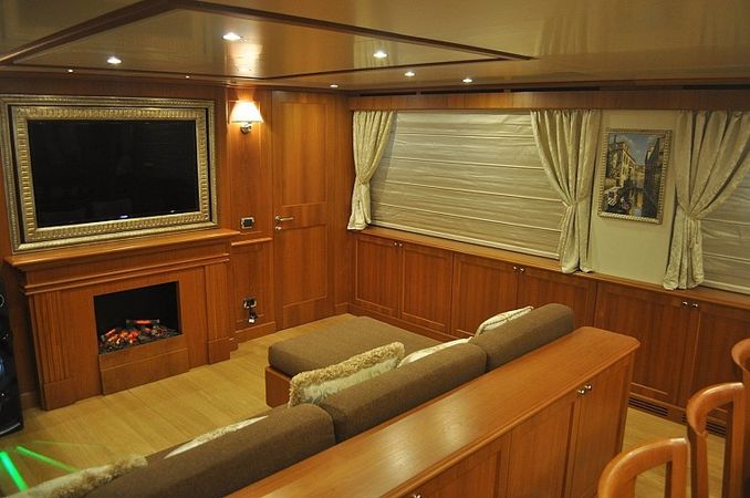 Heesen 83 | Aqua Virgin