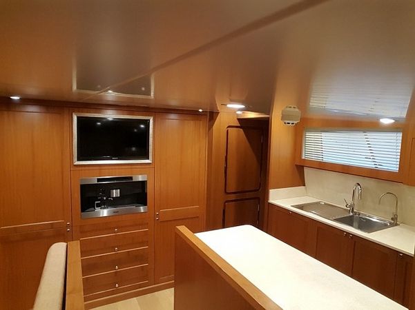 Heesen 83 | Aqua Virgin