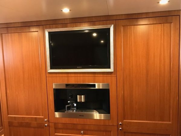 Heesen 83 | Aqua Virgin