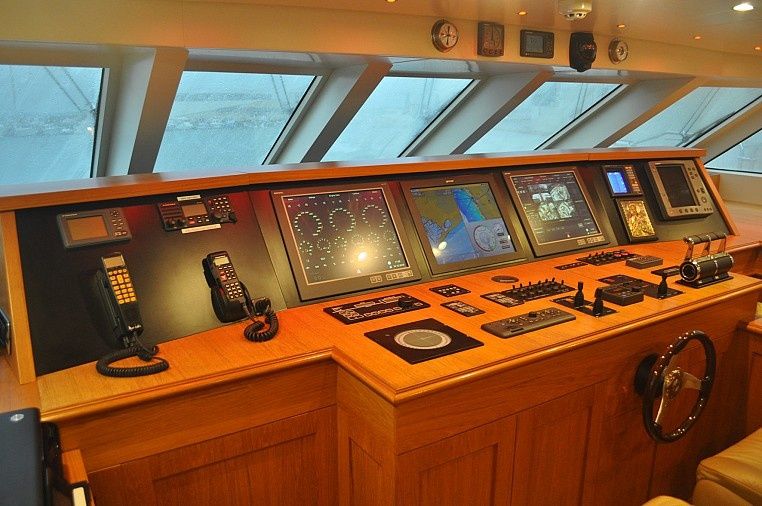 Heesen 83 | Aqua Virgin