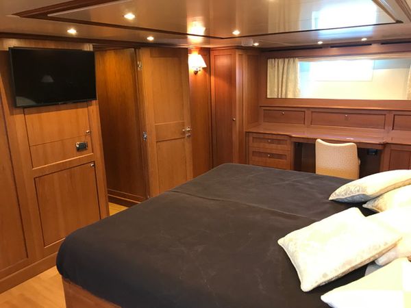 Heesen 83 | Aqua Virgin