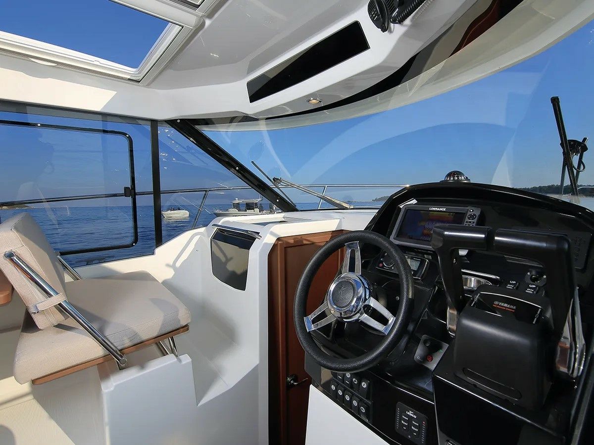Jeanneau Merry Fisher 895 | Aquaduck