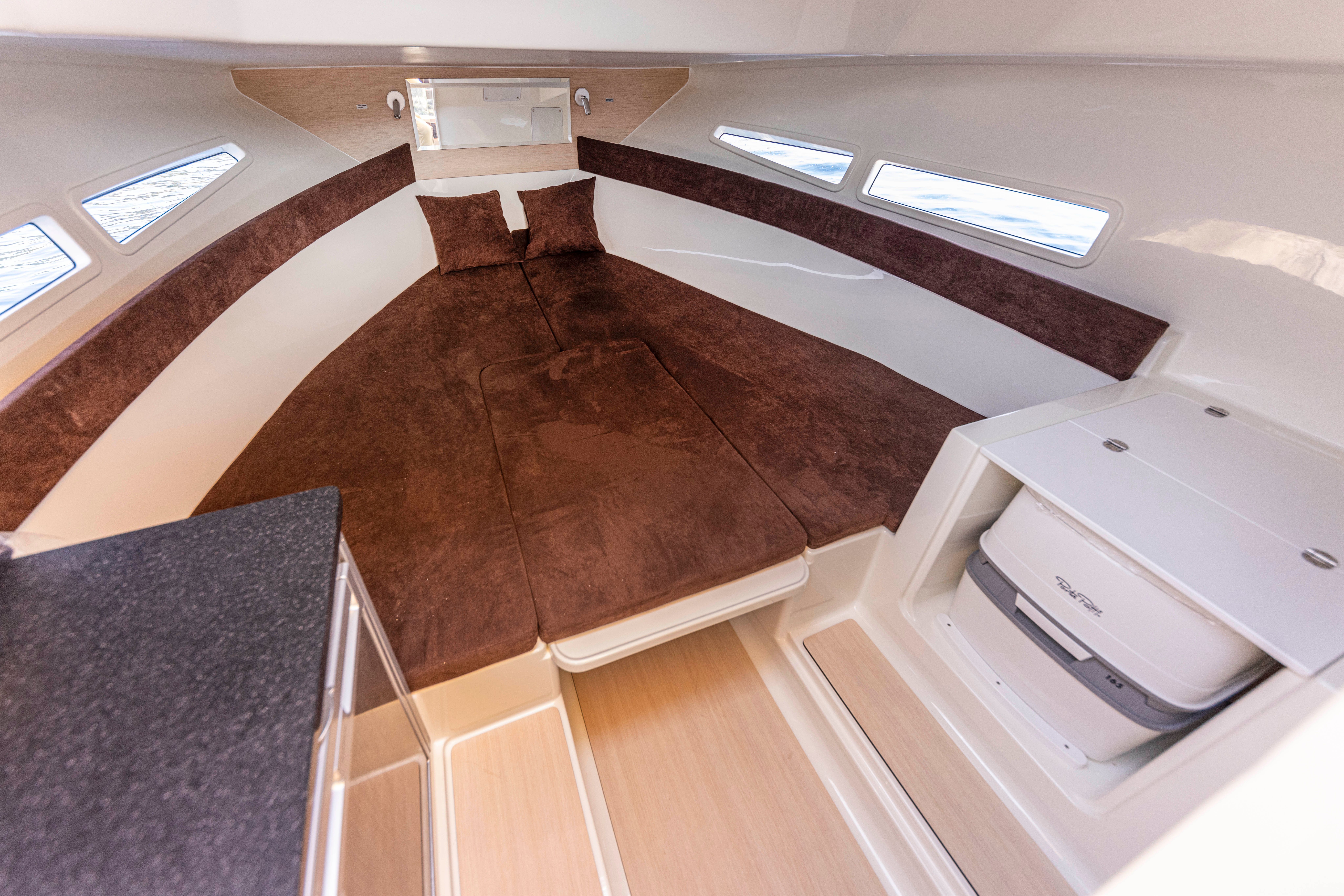 Atlantic Marine 690 | 22