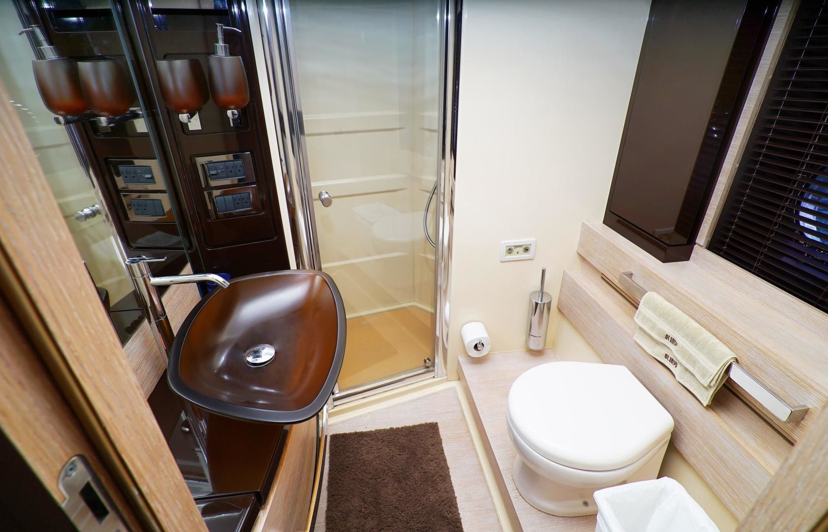 Azimut 64 Fly | Olimpo