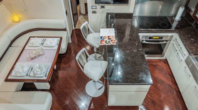 Lazzara 75 | Carpe Diem